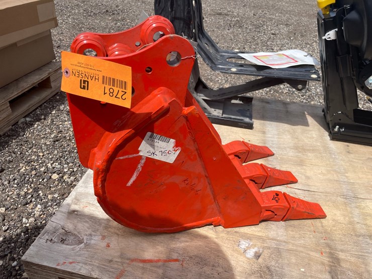#2781-•-kubota-12"-trenching-excavator-bucket-image-2