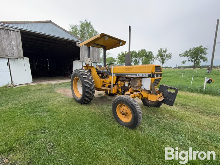 1989-case-ih-585-image-3