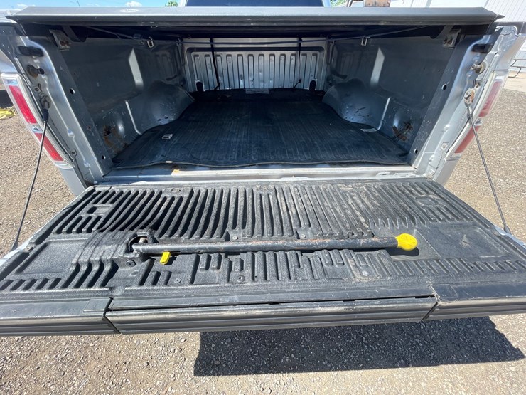 2012-ford-f150-xlt-image-46