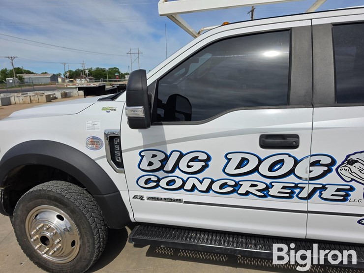 2019-ford-f550-xl-image-11