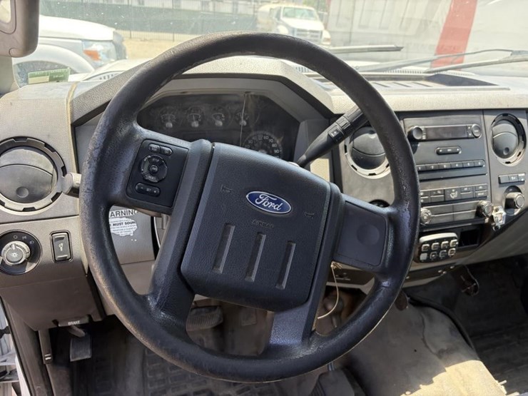 2011-ford-f250-image-14