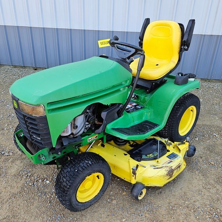 JOHN DEERE GT245