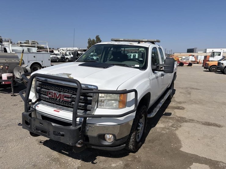 2012-gmc-sierra-2500-image-1
