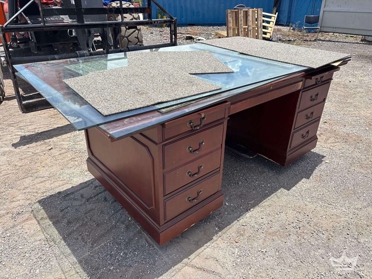 dark-wood-office-furniture-image-7