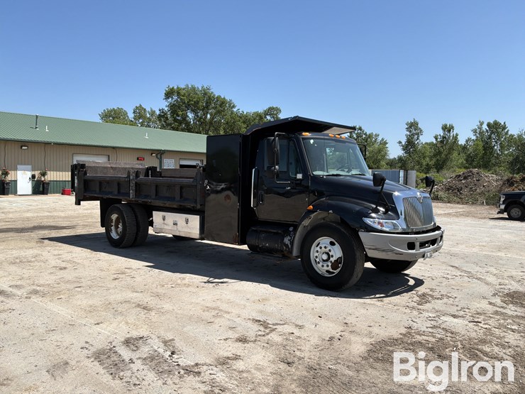 2007-international-durastar-4300-image-3