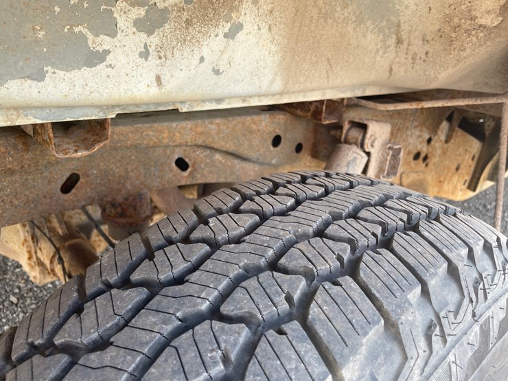 2009-ford-f150-xl-image-16