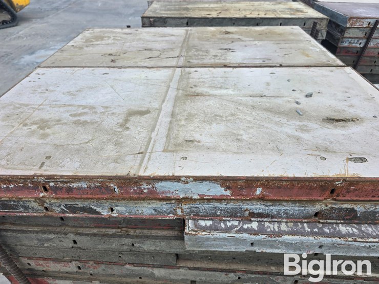 4'-concrete-wall-forms-image-11