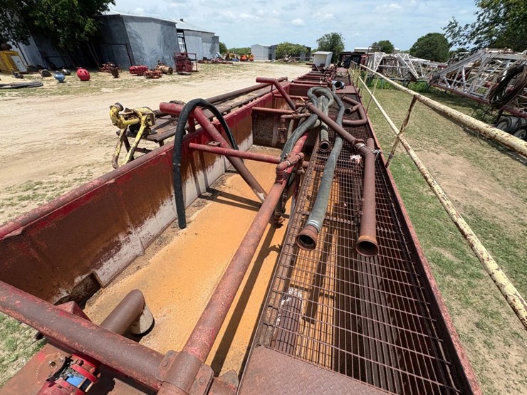 38’-x-11’-x-5’-2-compartment-open-top-mud-tank-image-5