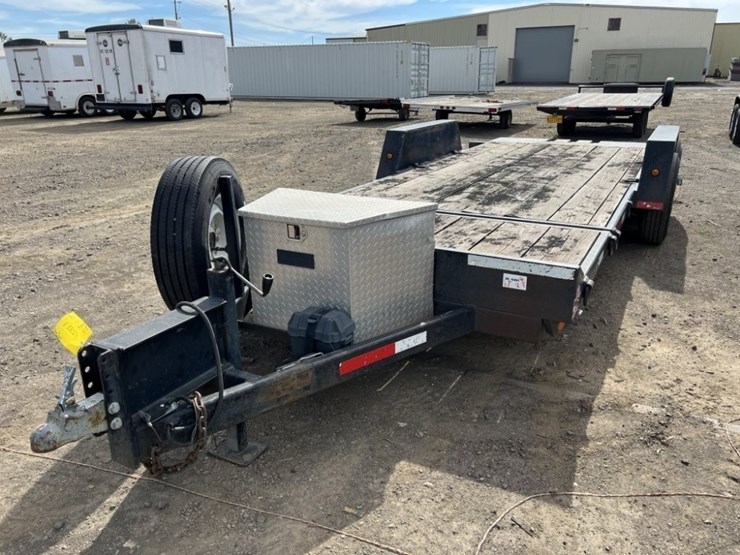 2000-walton-20'-t/a-equipment-trailer-image-1