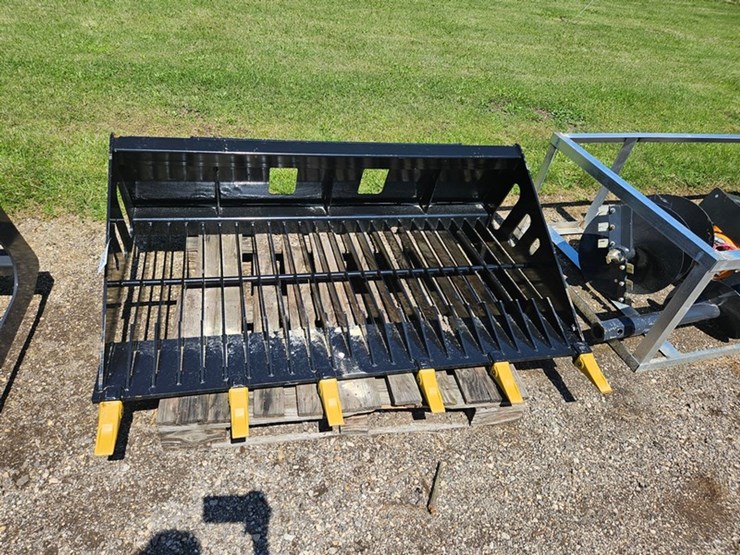 #325-•-2025-wolverine-68"-skid-steer-rock-bucket-image-8