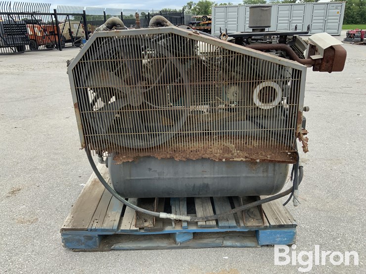massey-ferguson-730-image-4