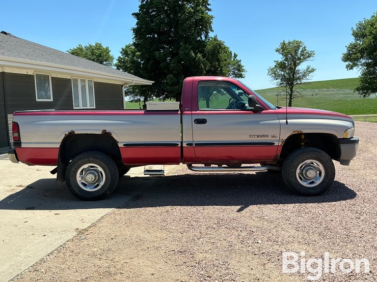 1998-dodge-ram-2500-image-4