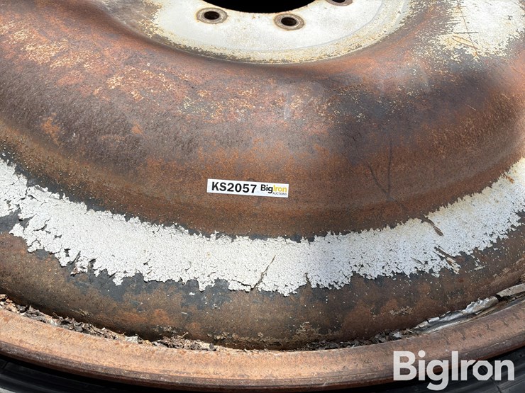miller-sprayer-wheels-&-380/90r46-tires-image-14