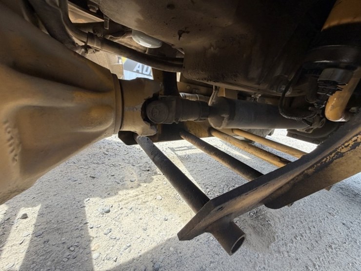 2012-caterpillar-430e-image-45