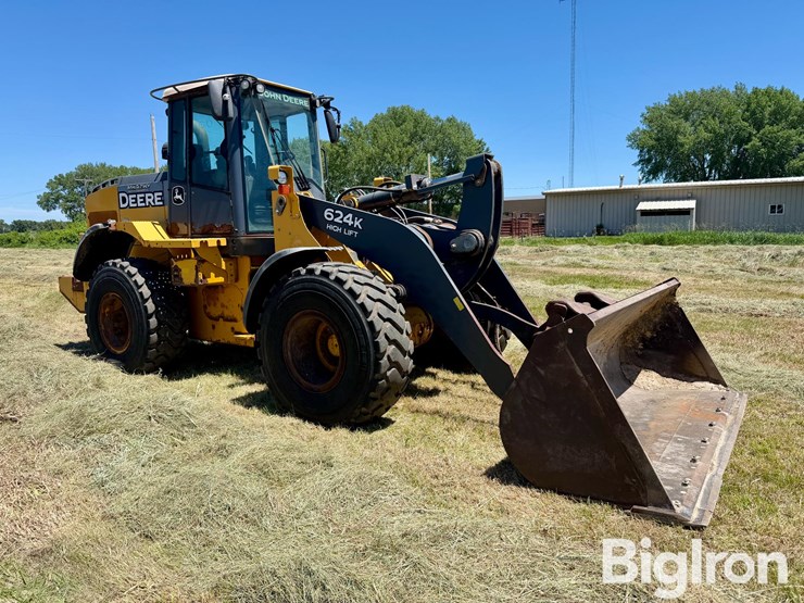 2013-deere-624k-image-3