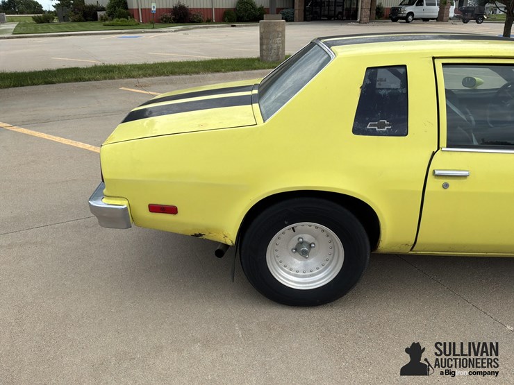 1975-chevrolet-monza-2-door-coupe-image-14