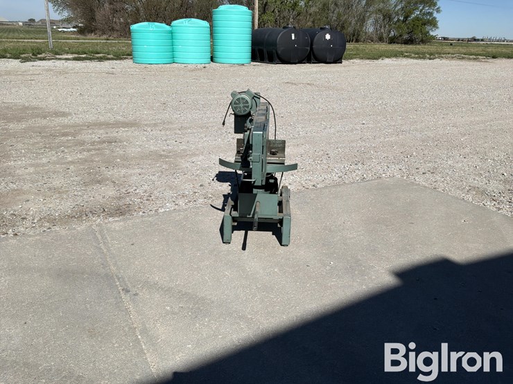 ellis-mitre-1600-band-saw-image-2