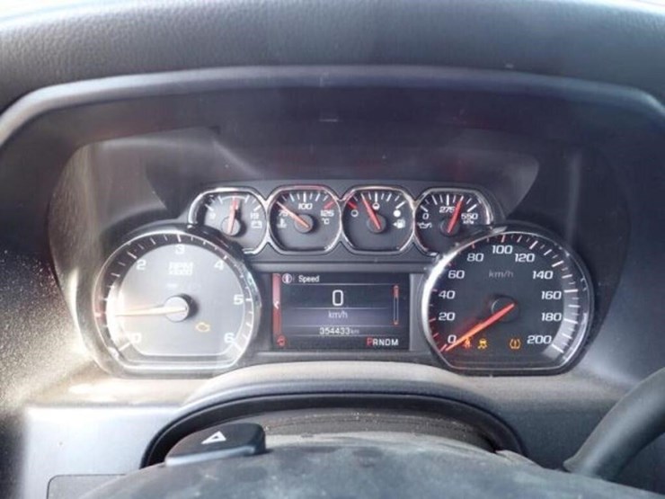 2014-gmc-sierra-slt-crew-cab-4x4-pickup-truck-3gtu-image-12