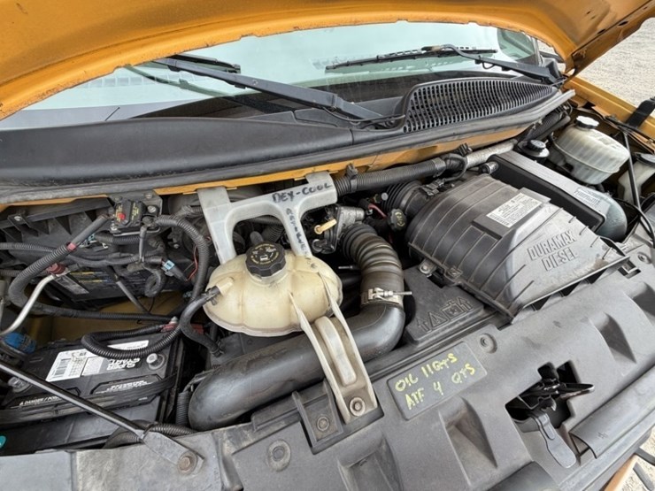 2008-chevrolet-express-school-bus-image-11