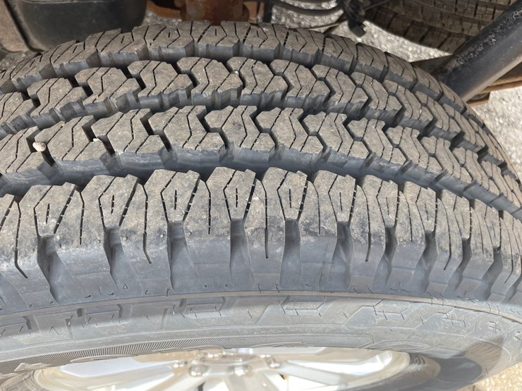2015-ford-f150-xlt-image-18