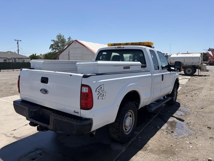 2011-ford-f250-image-3