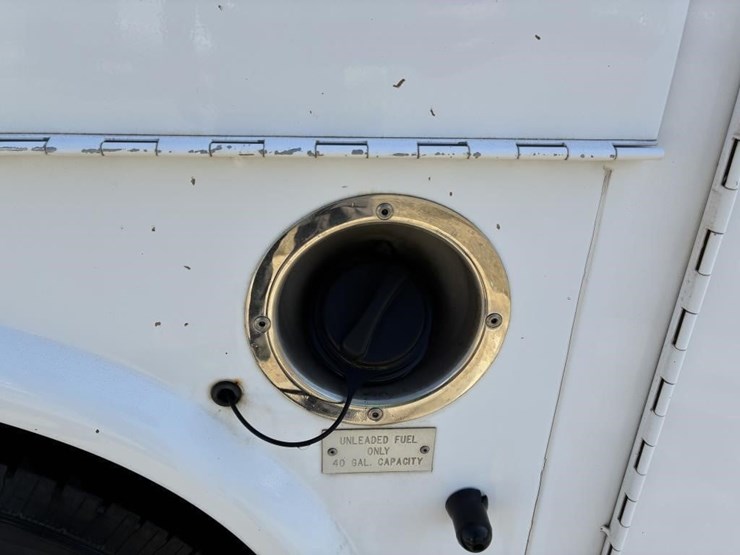 2004-ford-f350-image-6