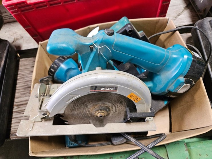 #121-•-assorted-power-tools-image-5