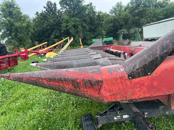 case-ih-1083-image-3