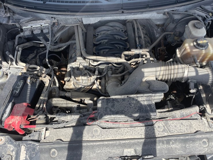2013-ford-f150-xlt-image-30