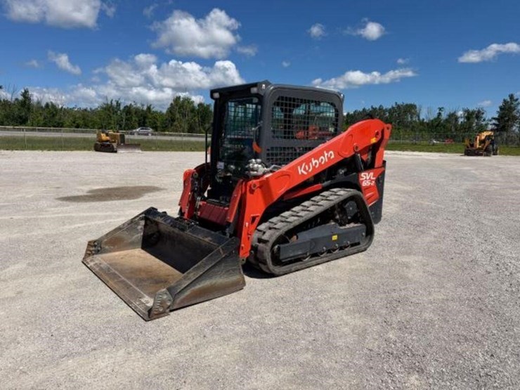 2022-kubota-svl65-2-image-1