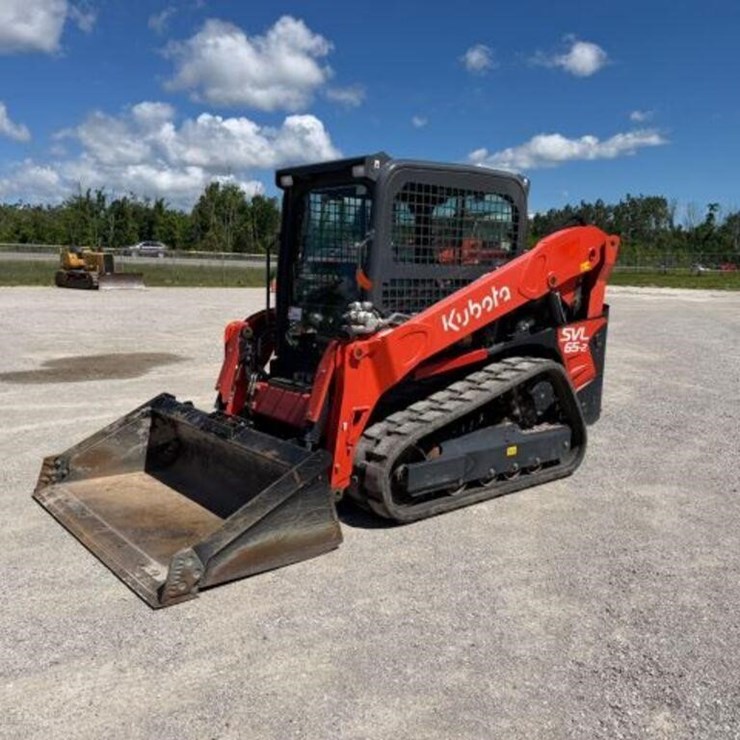 2022 KUBOTA SVL65-2