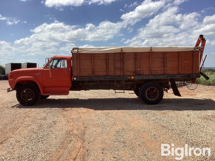 1975-dodge-d600-image-8