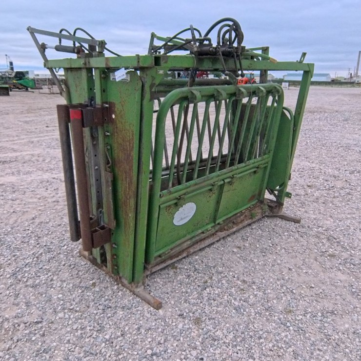 #2036 • POWDER RIVER Hydraulic Chute