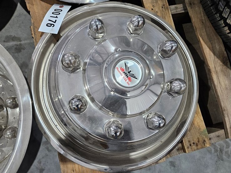 #176-•-phoenix-chrome-hub-cap-set-image-6