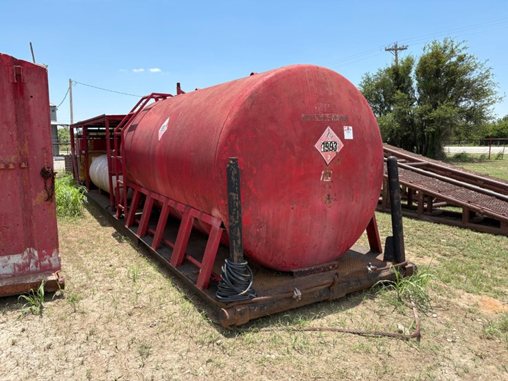40’-x-8’-fuel/lube-skid-w/-4-station-closing-unit-image-1