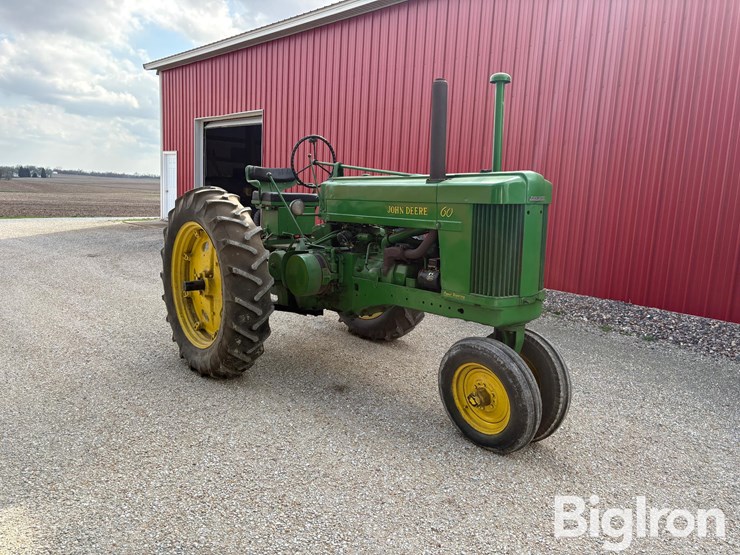 1952-john-deere-60-image-3