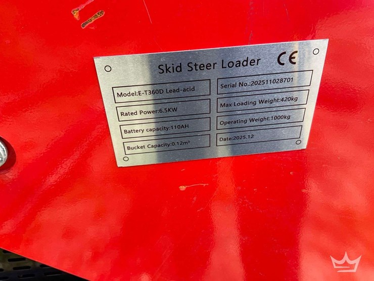 2025-e-t360d-electric-mini-stand-on-track-loader-skid-steer-image-6