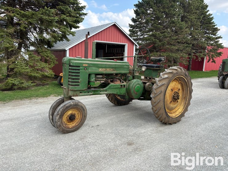 1949-john-deere-b-image-1