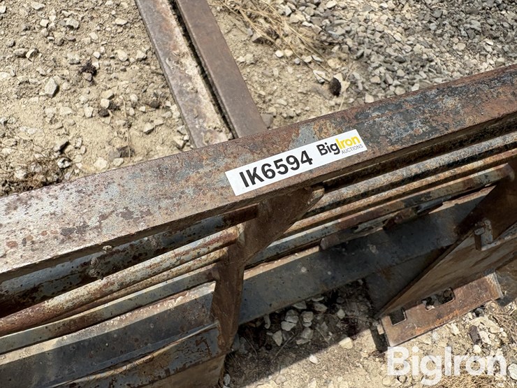 skid-steer-fork-attachment-image-11
