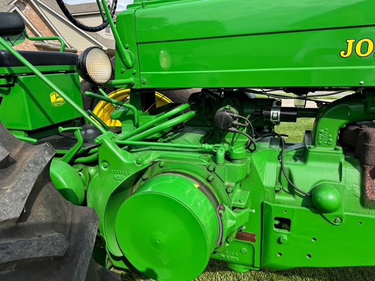 john-deere-70-image-28