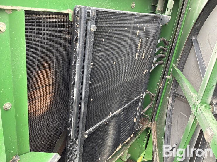 2010-john-deere-9770-sts-image-18