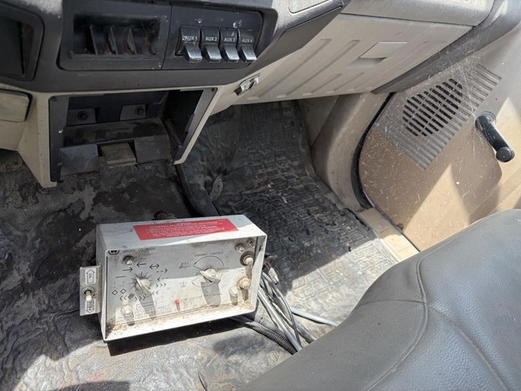 2008-ford-f450-image-24
