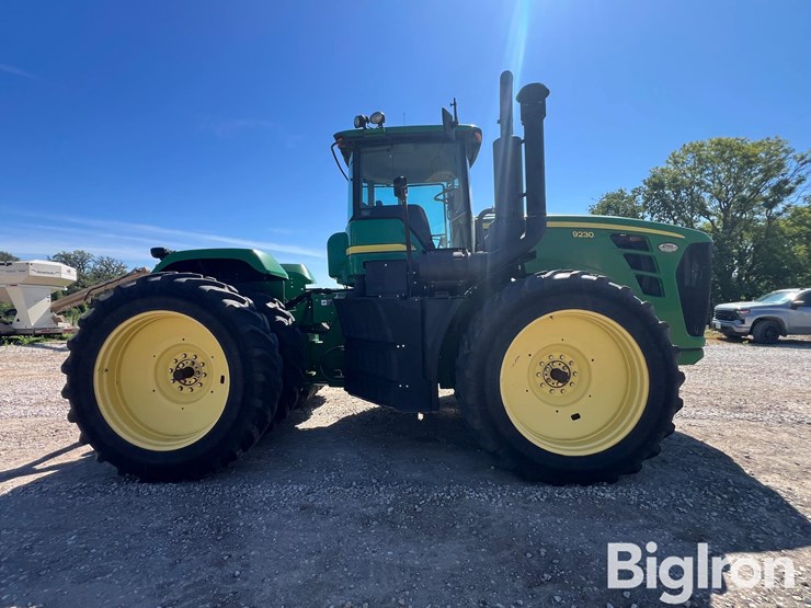 2010-john-deere-9230-image-4