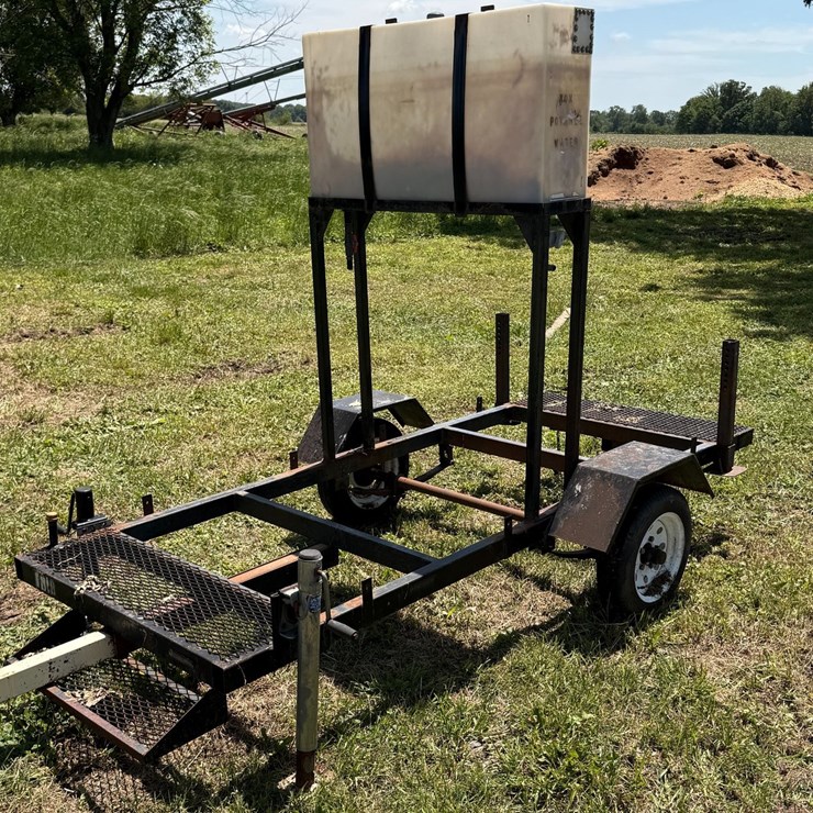 #2106 • Porta Potty Trailer
