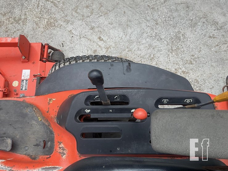 2012-kubota-f3680-image-11