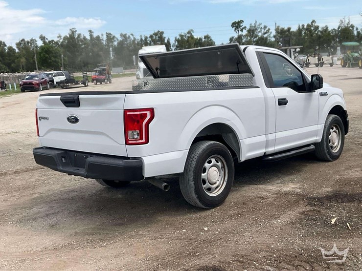 2017-ford-f150-image-3