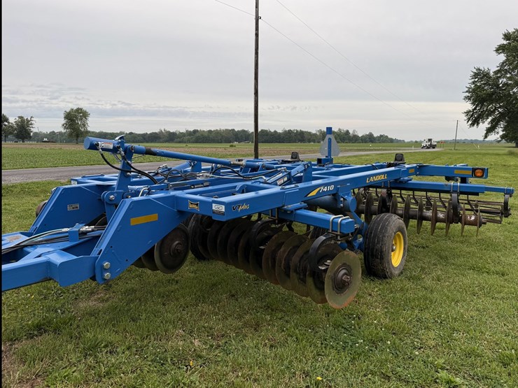 #2102-•-landoll-7410-vt-image-3