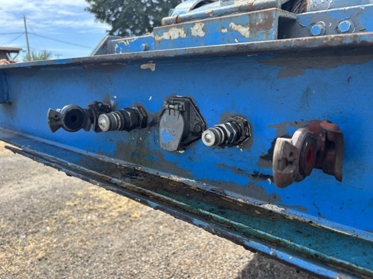 2000-trail-eze-dht7048-t/a-hydraulic-tail-trailer-image-14