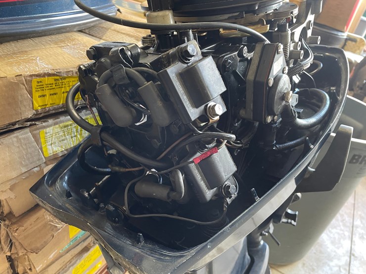 #2951-•-1988-evinrude-25hp-short-shaft-tiller-outboard-motor-image-15