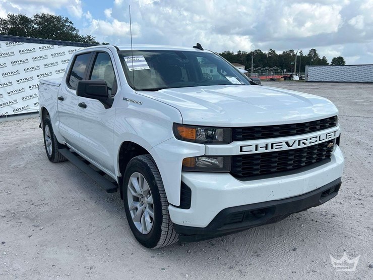 2022-chevrolet-silverado-1500-image-1